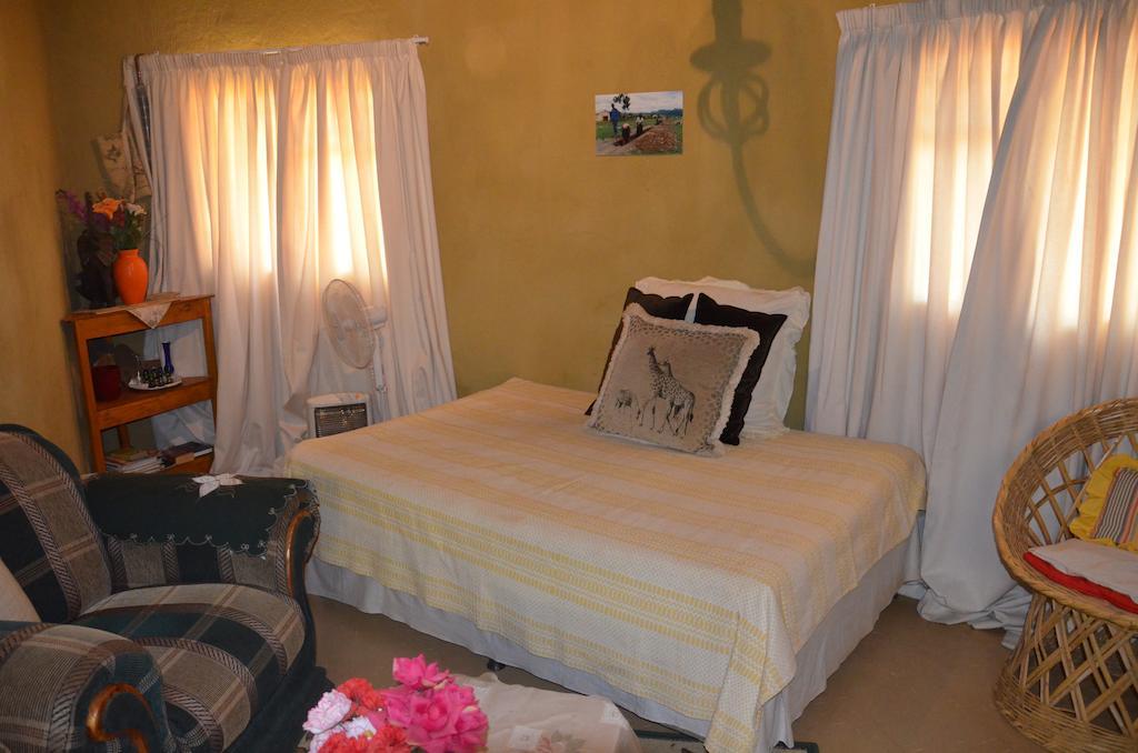 Bama Lodge Rietfontein Pokój zdjęcie