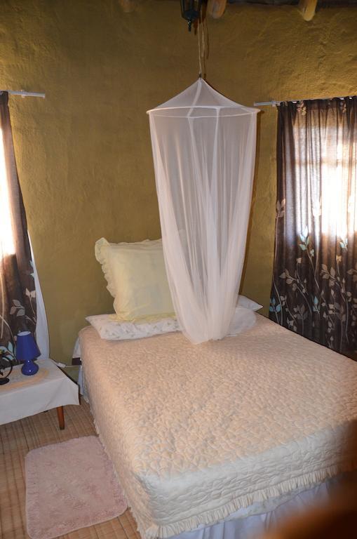 Bama Lodge Rietfontein Pokój zdjęcie